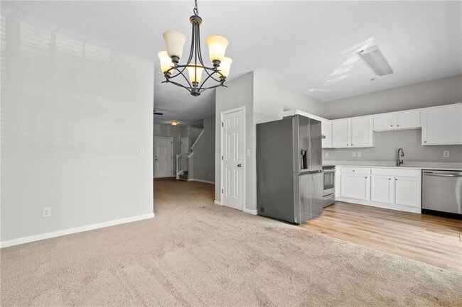 Building Photo - 605 Market Pl Ln
