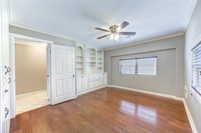 Building Photo - 4705 Dogwood Dr