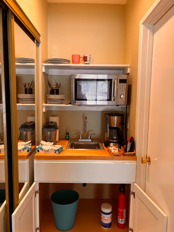 Building Photo - 2430 Bessemer St