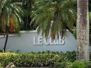 Building Photo - 8500 SW 212th St