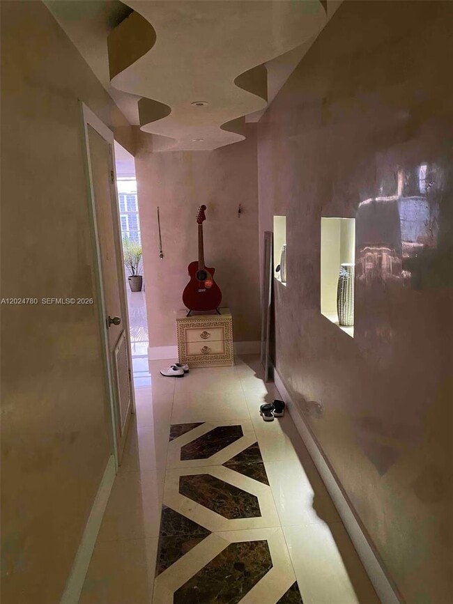 Building Photo - 18081 Biscayne Blvd
