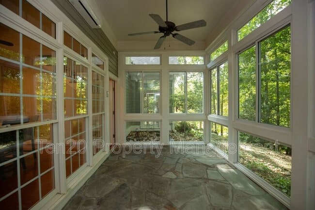 Building Photo - 4701-12 Turnberry Ln