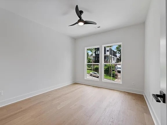 Building Photo - 2128 12th Ave N