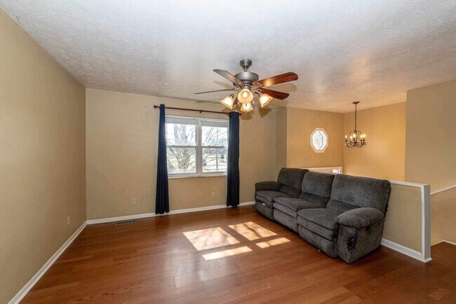 Building Photo - Knoxville 37912 - Coming Soon - 3 bedroom, 2.5 bath home - Contact Tom Parry (865) 607-3649