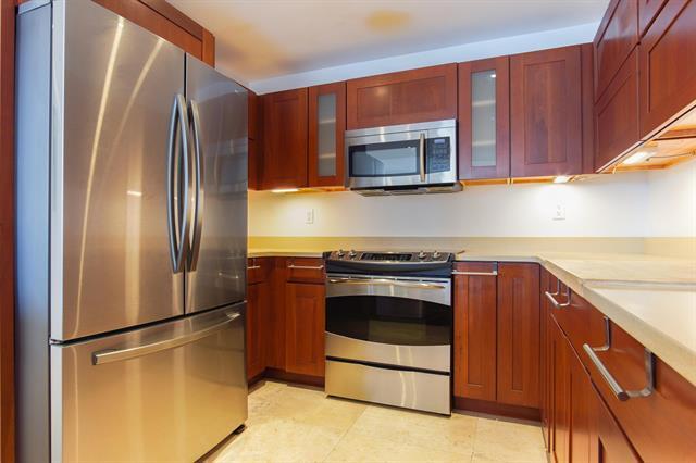 Building Photo - 251 Crandon Blvd