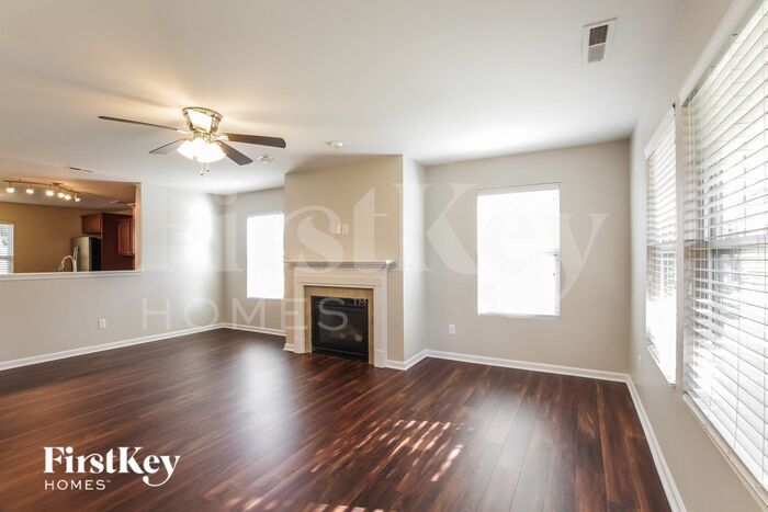 Building Photo - 1523 Kellys Landing Drive