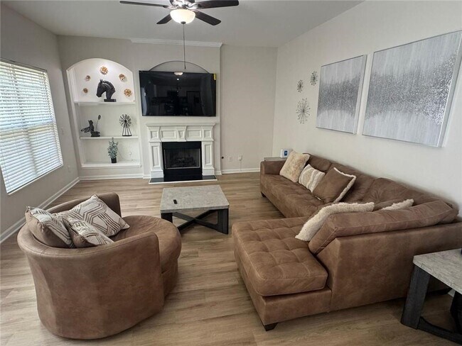 Building Photo - 3926 Yosemite Park Ln