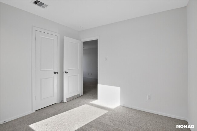 Building Photo - 26719 Scarlet Willow Dr