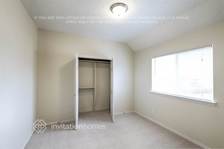 Building Photo - 2259 Meadowstone Dr