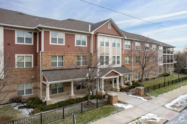 Building Photo - Gratiot Woods Co-op