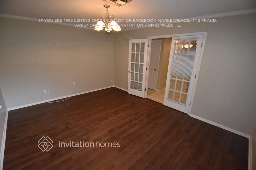 Building Photo - 11840 69th Way