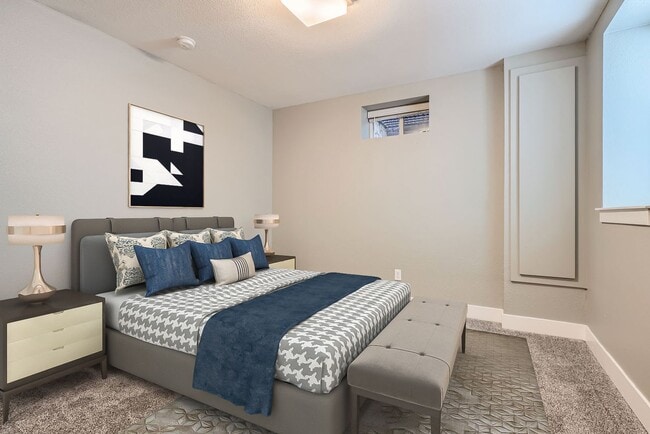 Building Photo - 4 Bed, 2 Bath Duplex – Bright, Stylish, Mo...