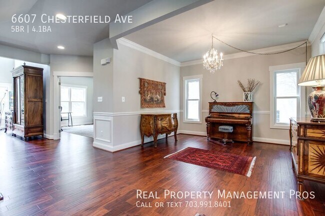 Building Photo - 6607 Chesterfield Ave