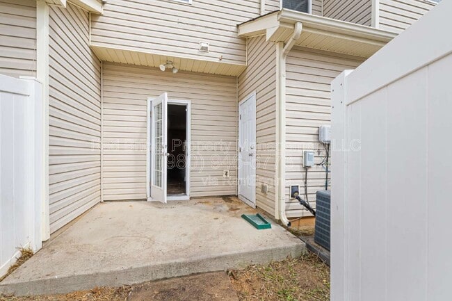 Building Photo - 12562 McGrath Dr