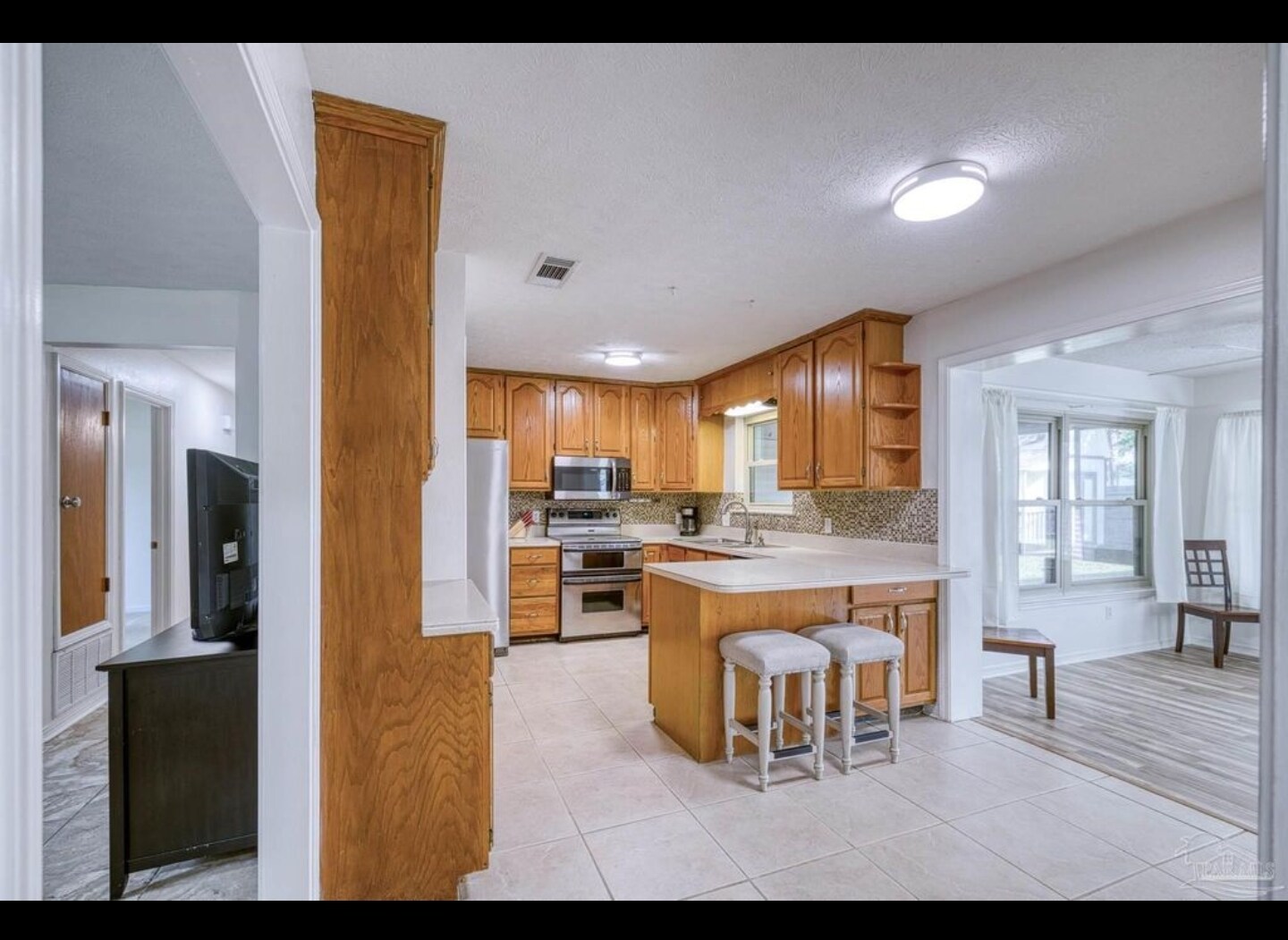 Building Photo - 4866 Cuerro Ct