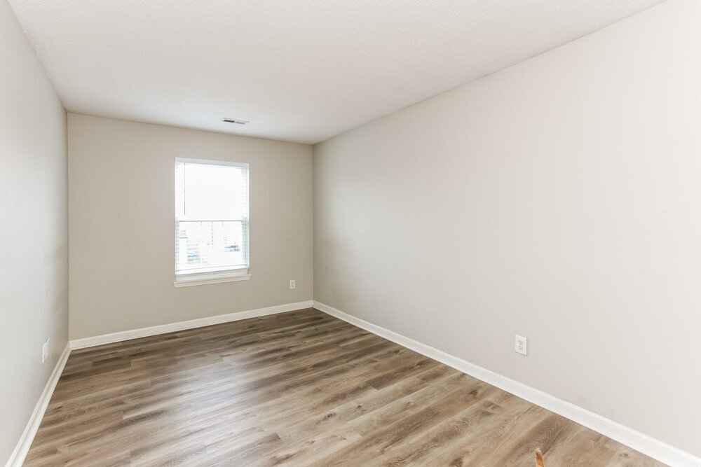 Building Photo - 10302 Draycott Way