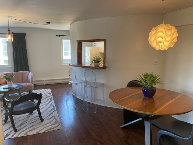 Building Photo - 700 W Bittersweet Pl