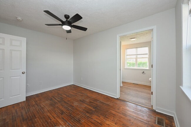 Building Photo - Updated 2BR/2BA Home | Rare Second Bath, Efficient Layout