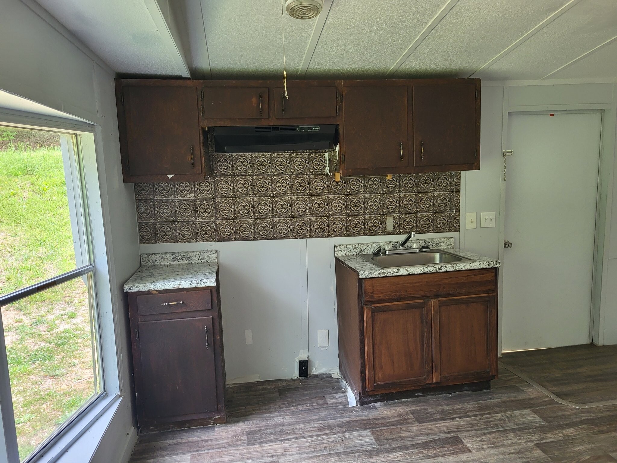 Building Photo - 196 Phoenix Dr