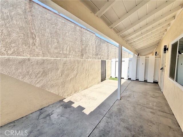 Building Photo - 890 N Campus Ave