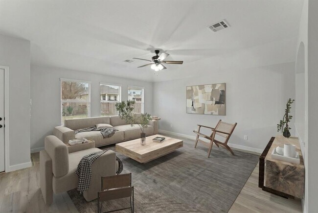 Building Photo - 3529 Shiraz Loop