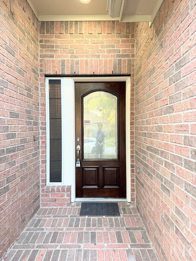Building Photo - 21731 Hannover Ridge Dr
