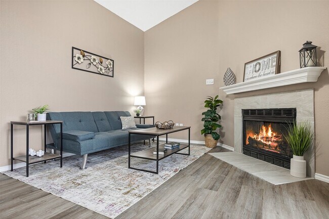 Building Photo - 4113 Esters Rd