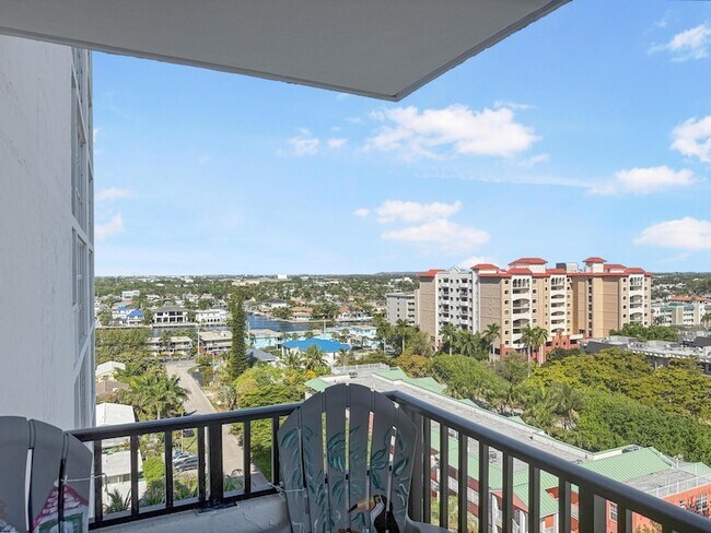 Building Photo - 531 N Ocean Blvd