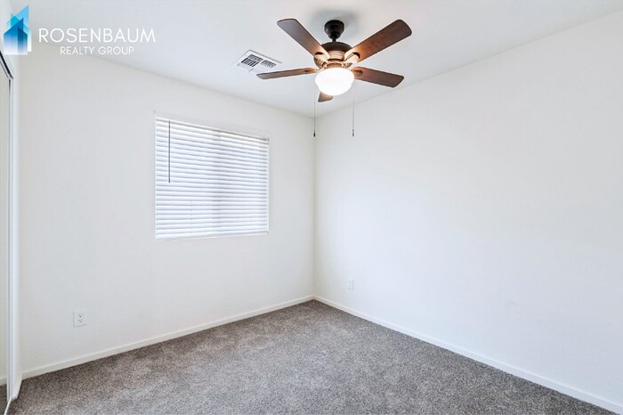 Building Photo - 1106 E Papago St