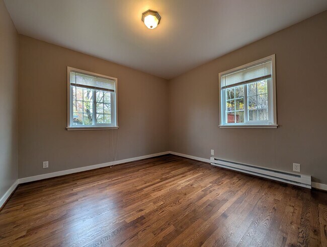 Building Photo - Great 3 bed/2bath home in Eugene