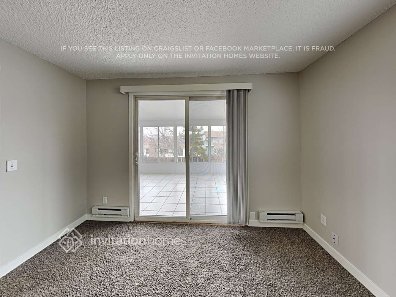 Building Photo - 18339 E Iowa Dr