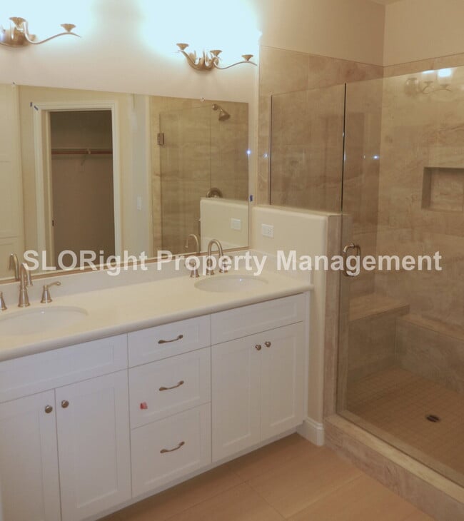Building Photo - AVAILABLE NOVEMBER - Gorgeous Home in Trilogy Monarch Dunes - 2 Bedroom / 2.5 Bathroom