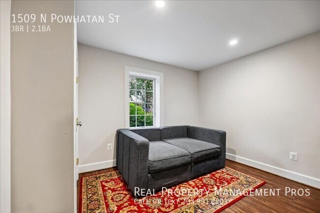 Building Photo - 1509 N Powhatan St