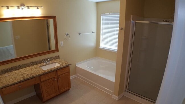 Building Photo - 414 Weatherstone Pl