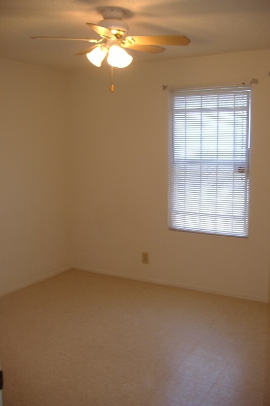 Building Photo - 631 J St