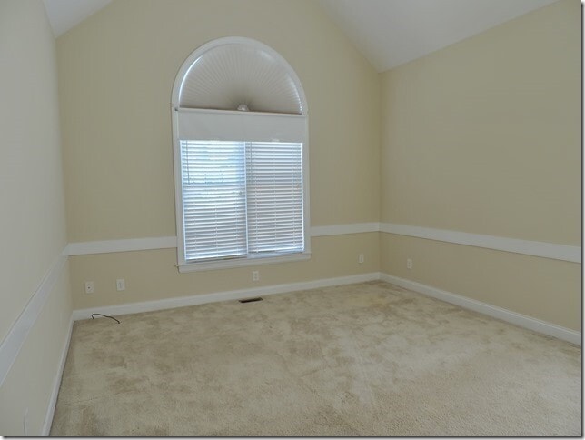 Building Photo - 2409 Chelsea Dr NW