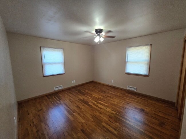 Building Photo - Remodeled 3-4 Br, 2 Bath Ranch style home, fenced in yard, garage, patio, full basement