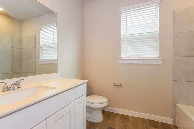 Building Photo - 18342 W Centro Cir