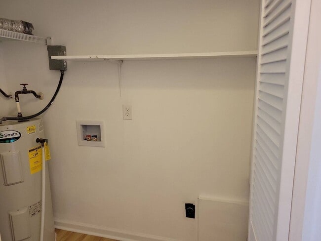 Building Photo - Nice Duplex in Havelock