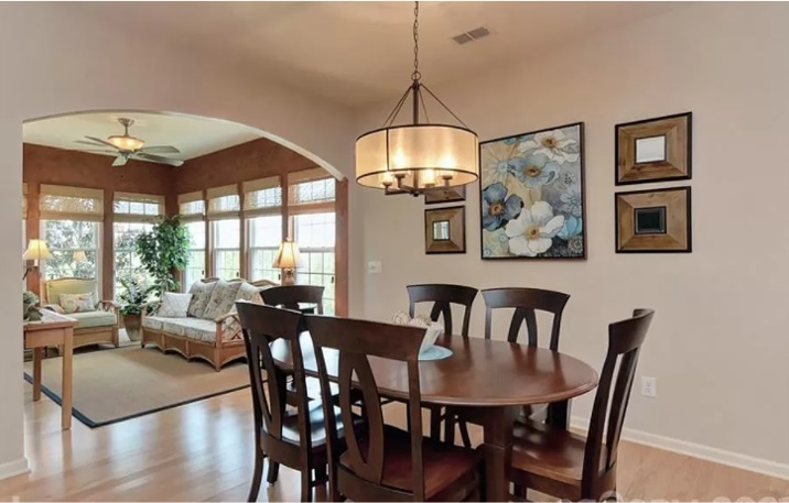 Dining Area - 54047 Flycatchers Ct