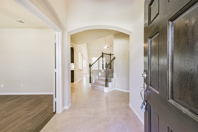 Building Photo - 5507 Claymore Meadow Ln