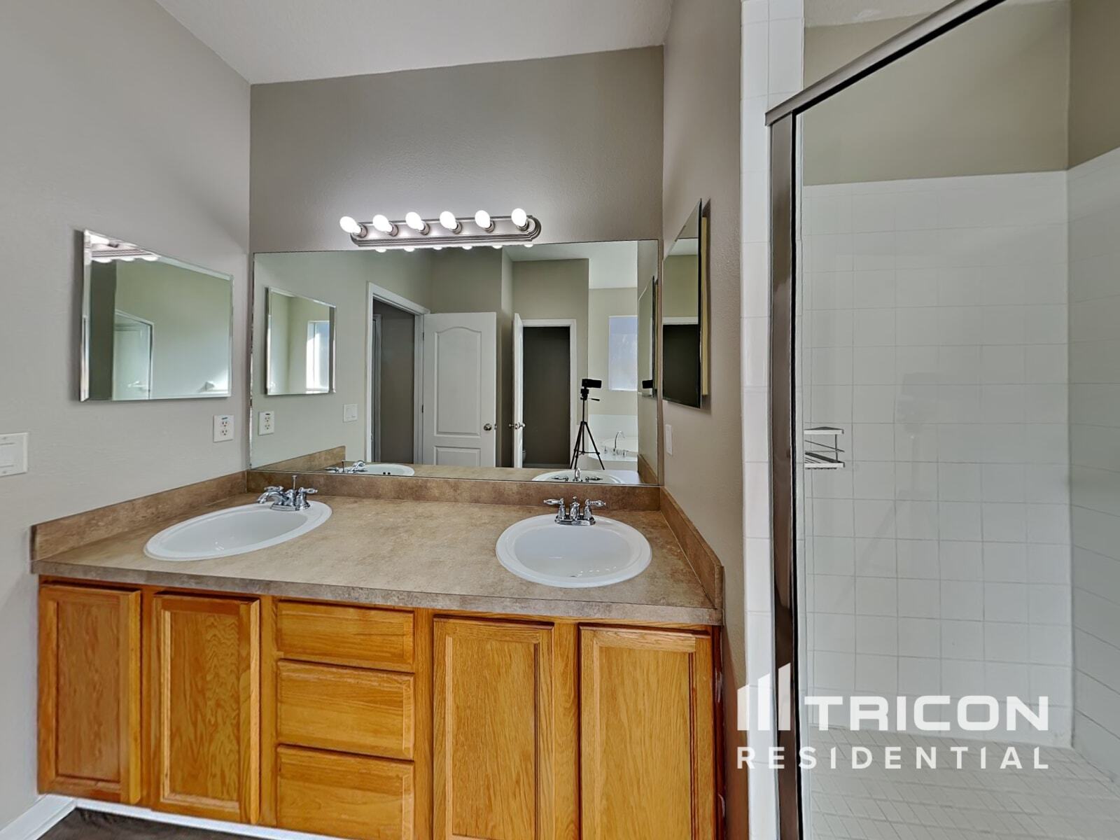 Building Photo - 449 Arch Ridge Loop