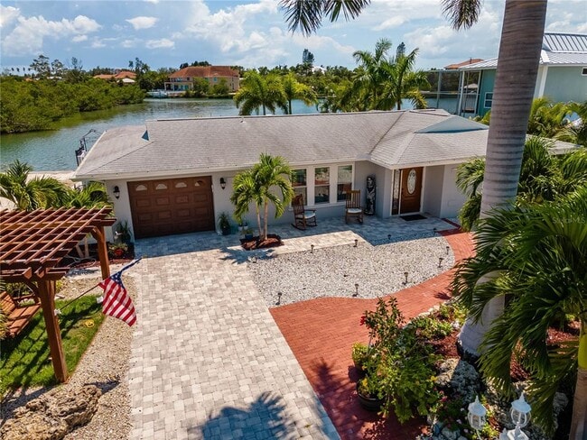 Building Photo - 922 Casey Cove Dr