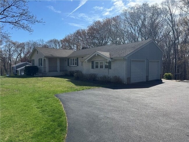 Building Photo - 4 Apple Orchard Ln