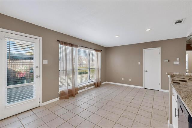 Building Photo - 2305 Jamie Dr