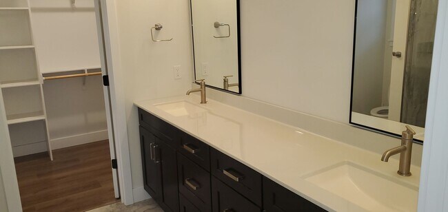 Building Photo - 5 bd, 3 ba house SW Columbia, quick access to providence, just south of Rockbridge school