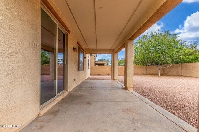 Building Photo - 20932 Vía de Arboles