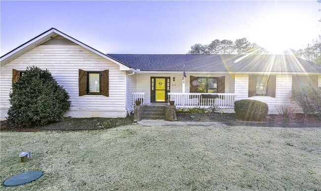 Building Photo - 1679 Rangewood Dr SW