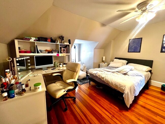 Building Photo - 20 Winslow Rd