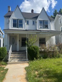 Building Photo - 4bd Single Cleveland Hts Cash Pay
